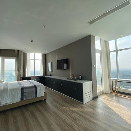 Diamond Stars Ben Tre Hotel Екстер'єр фото A bedroom at the hotel