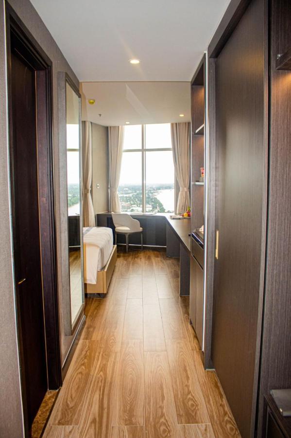 Diamond Stars Ben Tre Hotel Екстер'єр фото A room at the hotel