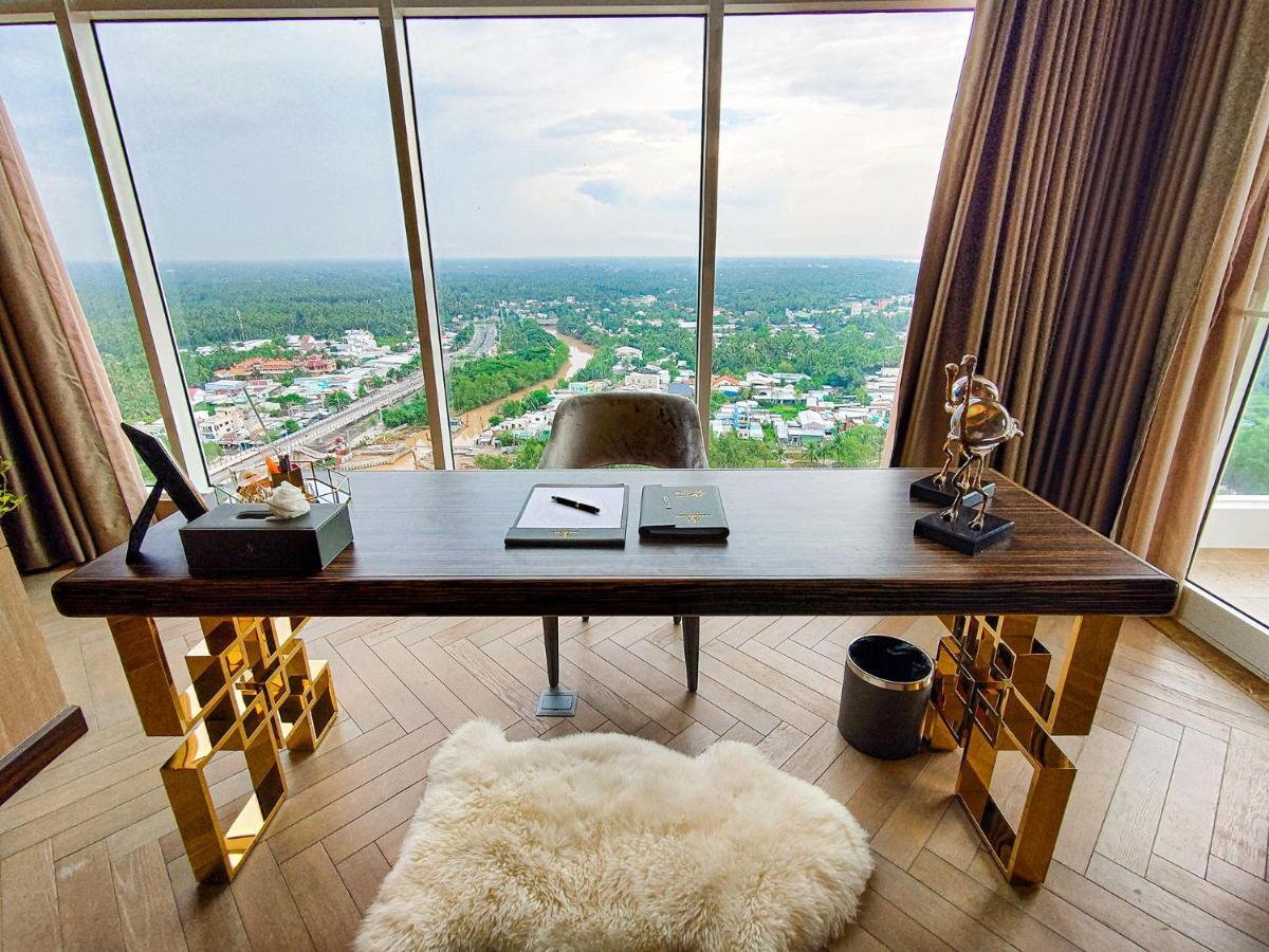 Diamond Stars Ben Tre Hotel Екстер'єр фото Office of the Prime Minister of Laos