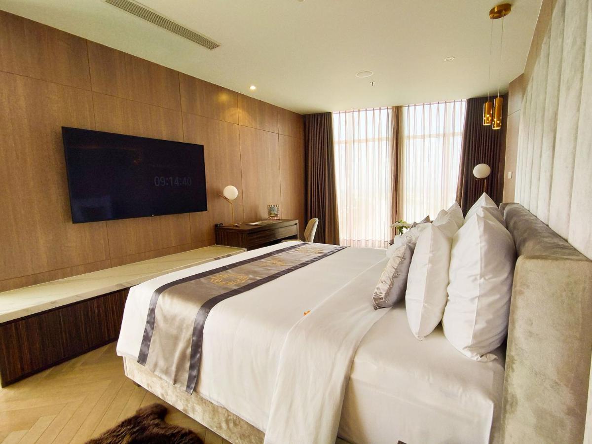 Diamond Stars Ben Tre Hotel Екстер'єр фото A bedroom at the hotel