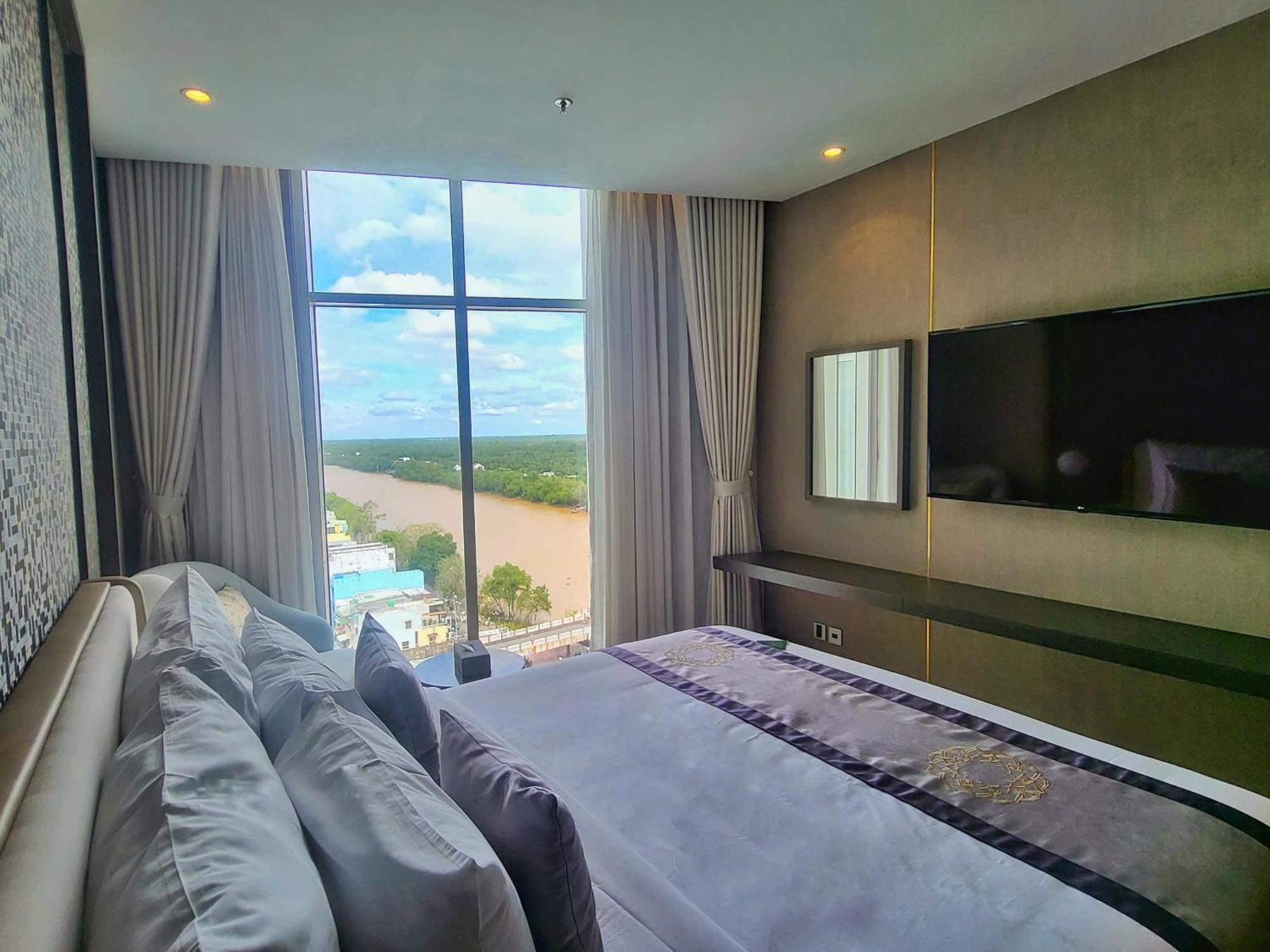 Diamond Stars Ben Tre Hotel Екстер'єр фото A bedroom at the hotel