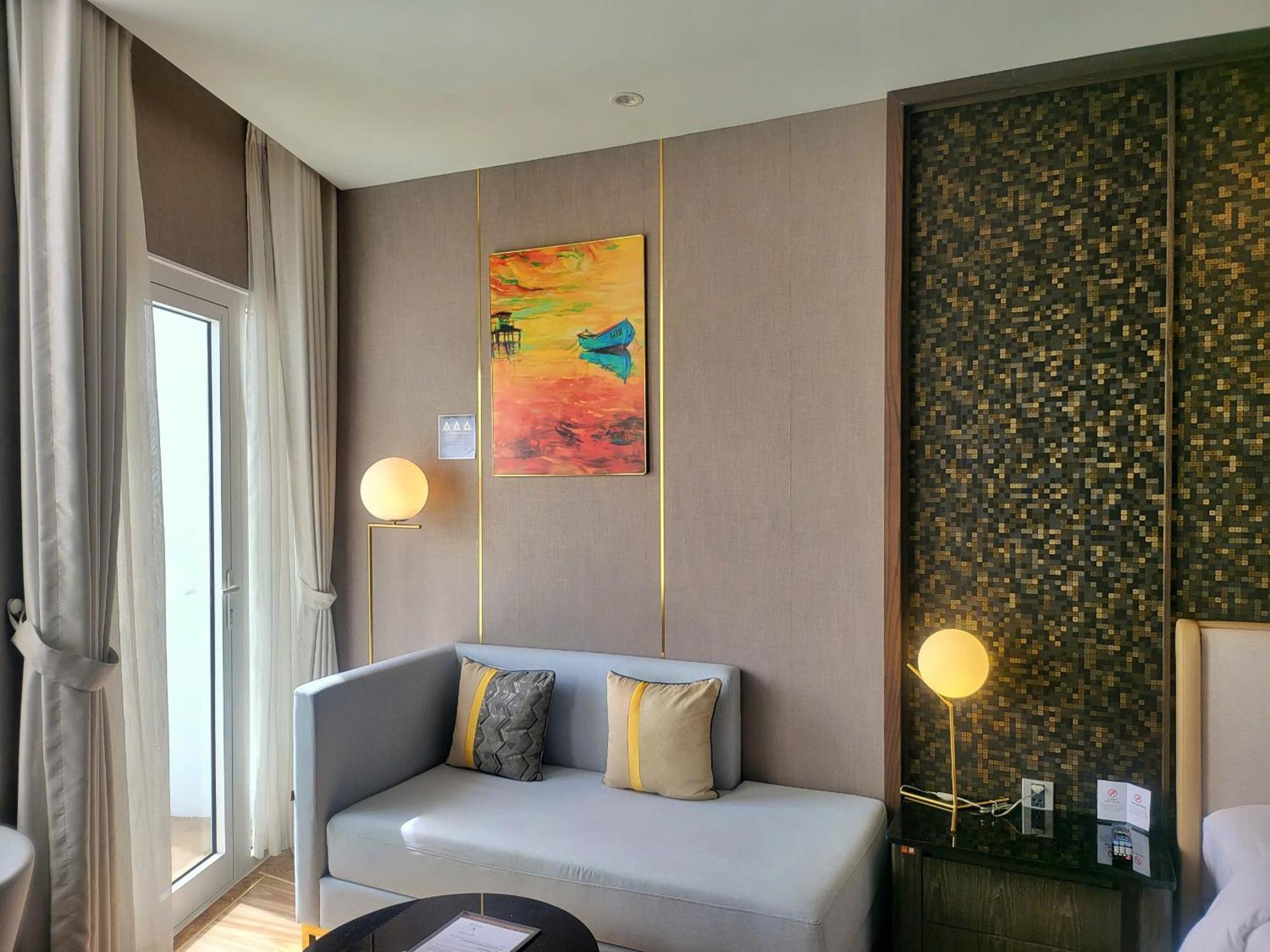 Diamond Stars Ben Tre Hotel Екстер'єр фото A room at the hotel